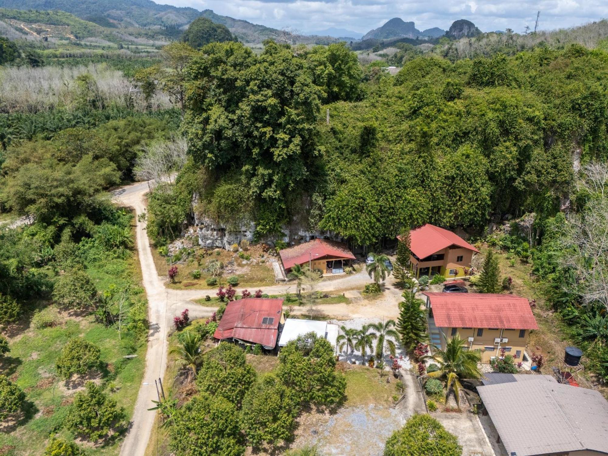 Country House Pulai Holiday Village Gua Musang Exteriér fotografie